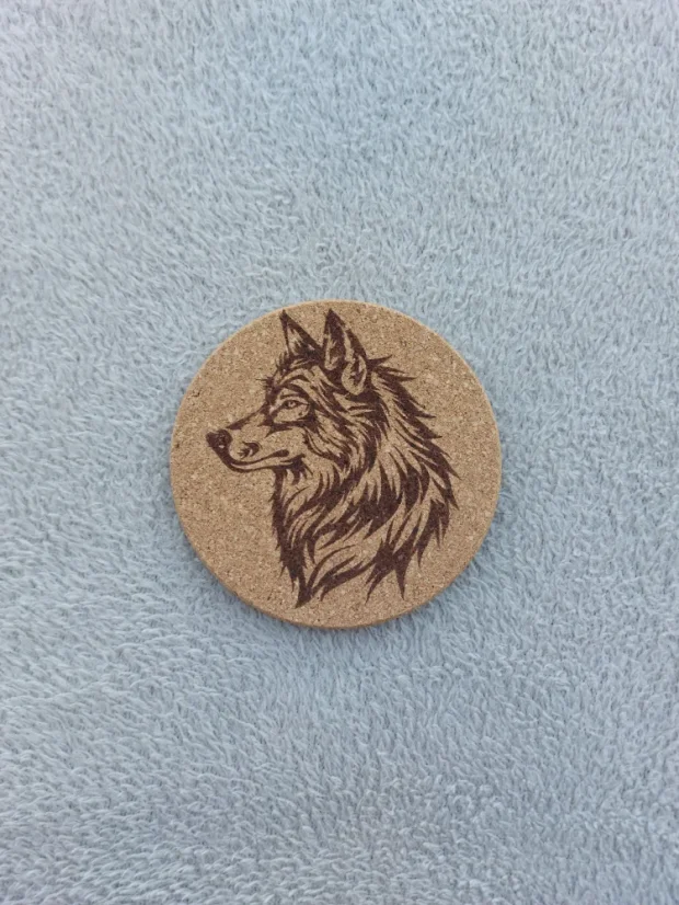 Korkový podtácek s motivem