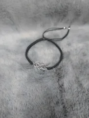 Pletený náramek nekonečno se srdcem z chirurgické oceli