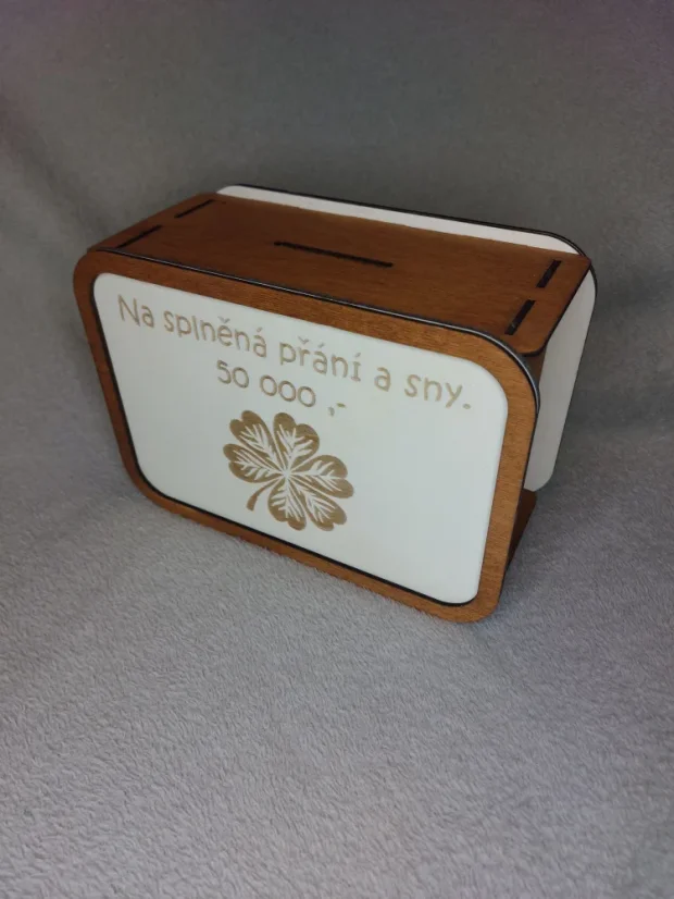Dřevěná kasička „Rozbij a splň si sen“ -   šetři personalizovaně a s úsměvem