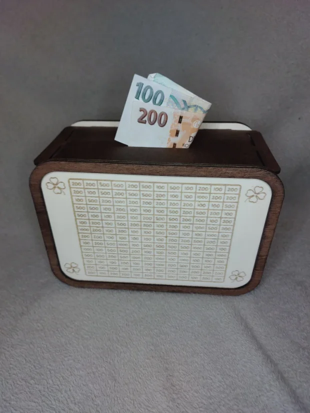 Dřevěná kasička „Rozbij a splň si sen“ -   šetři personalizovaně a s úsměvem