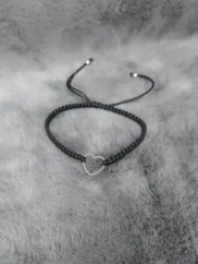 Pletený náramek se srdcem z chirurgické oceli