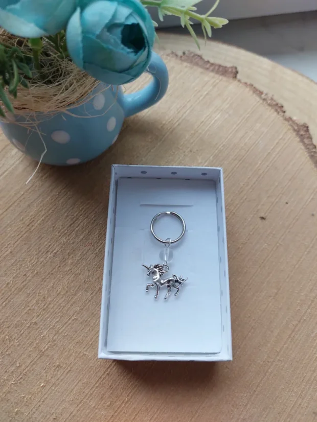 Mini klíčenka s přívěskem | Malý talisman pro každý den