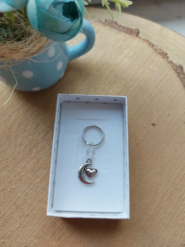 Mini klíčenka s přívěskem | Malý talisman pro každý den