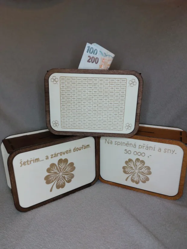 Dřevěná kasička „Rozbij a splň si sen“ -   šetři personalizovaně a s úsměvem