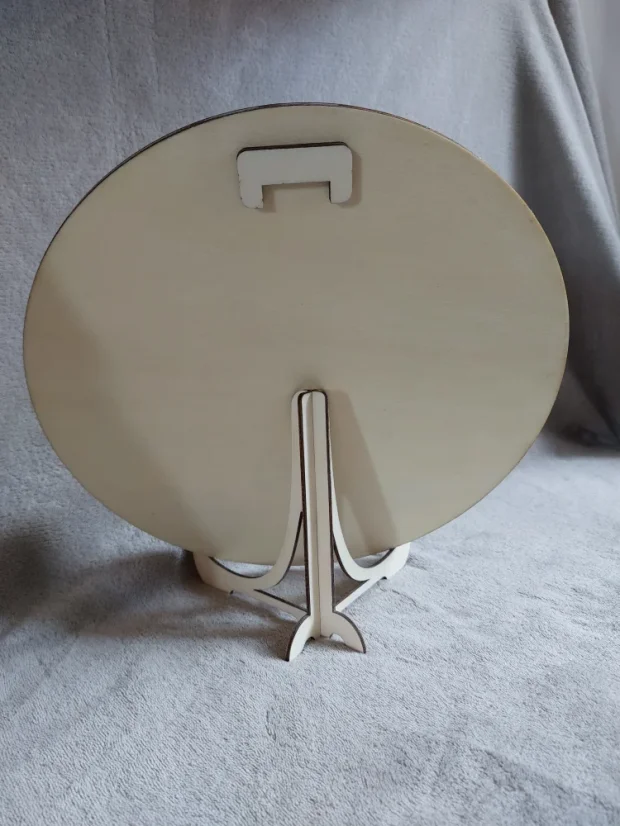 Dřevěný kruhový rodinný strom se jmény