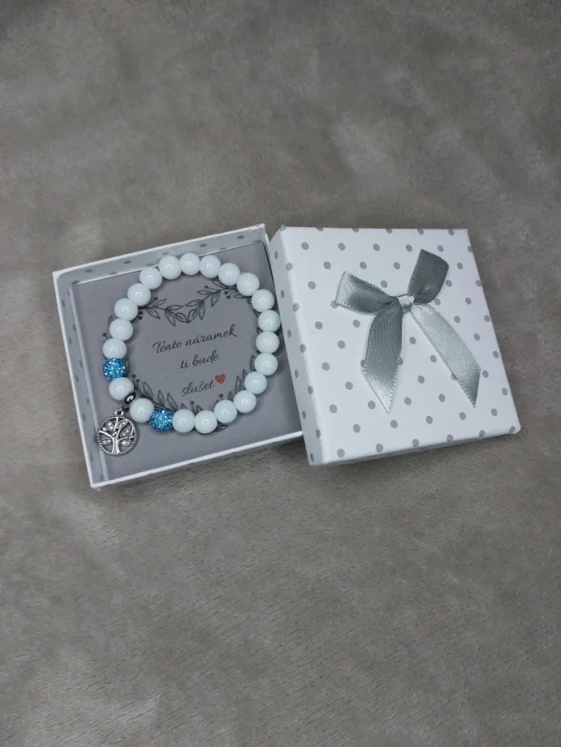 Skleněný náramek s přívěskem z chirurgické oceli - Barva: BÍLÁ - RŮŽOVÁ, Přívěšek: Srdce