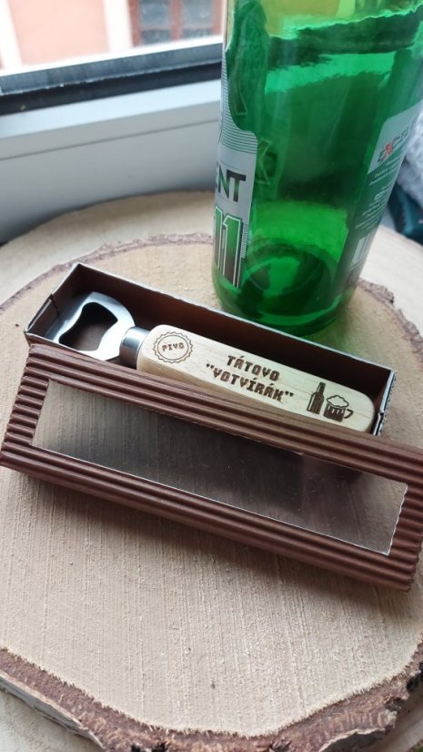 Otvírák na pivo - Otvírák: Tátovo votvírák
