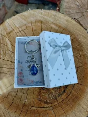 Andělská klíčenka z minerálu | Malý talisman štěstí a ochrany